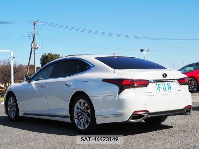 Lexus LS 2021-01 217065-5