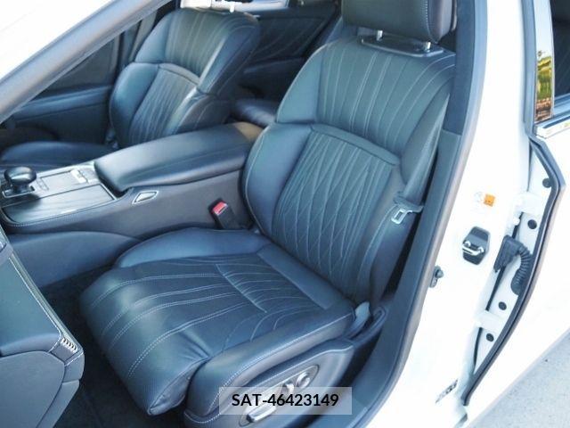 Lexus LS 2021-01 217065-12