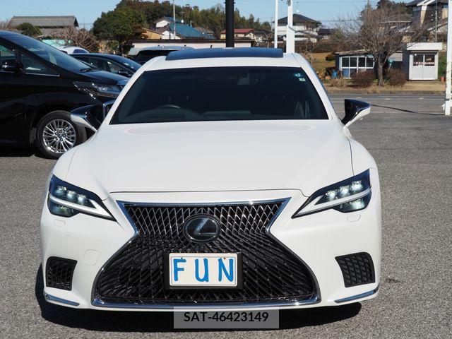 Lexus LS 2021-01 217065-1
