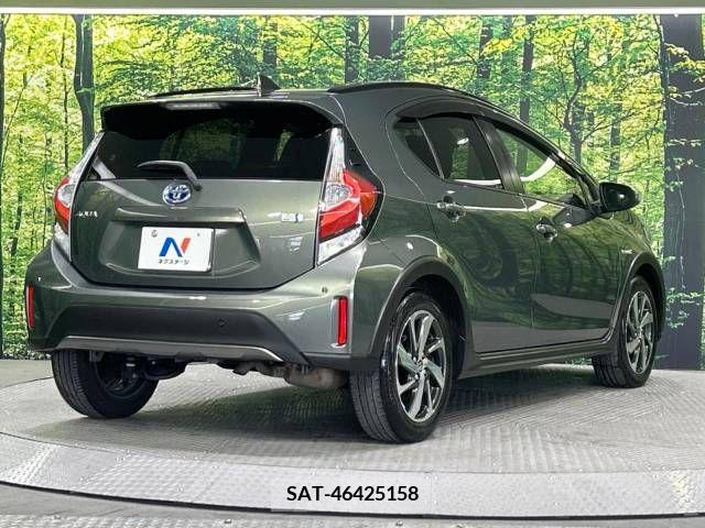 Toyota AQUA 2019-05 314387-17