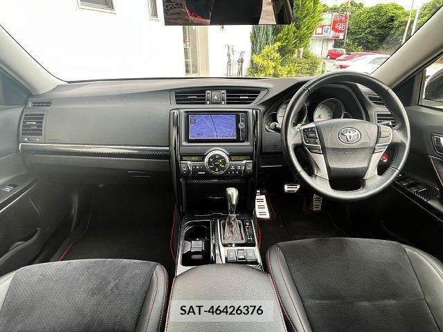 Toyota MARK X 2013-06 325578-1