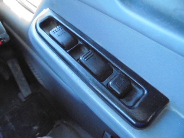 Mazda TITAN 2006-04 196304-11
