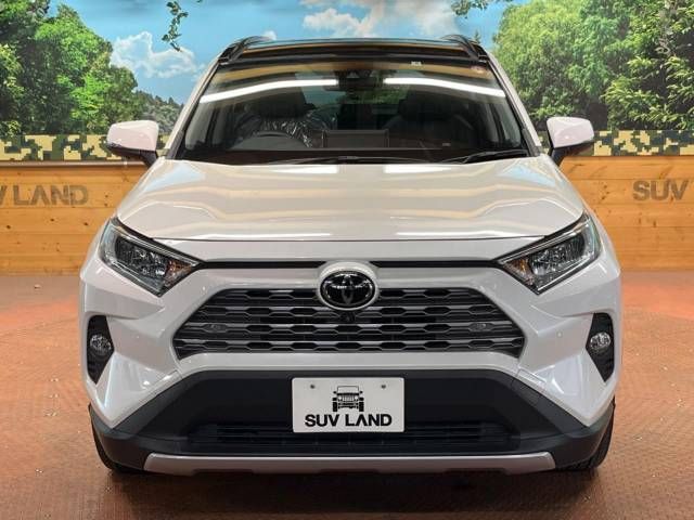 Toyota RAV4 2021-06 191440-16