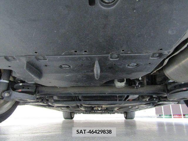 Toyota PRIUS 2012-06 282205-25