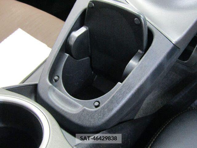 Toyota PRIUS 2012-06 282205-23