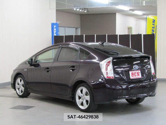 Toyota PRIUS 2012-06 282205-8