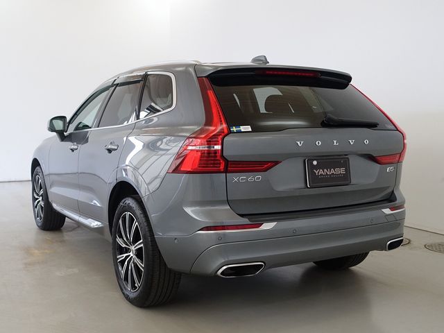 Volvo XC60 2021-07 24201-2