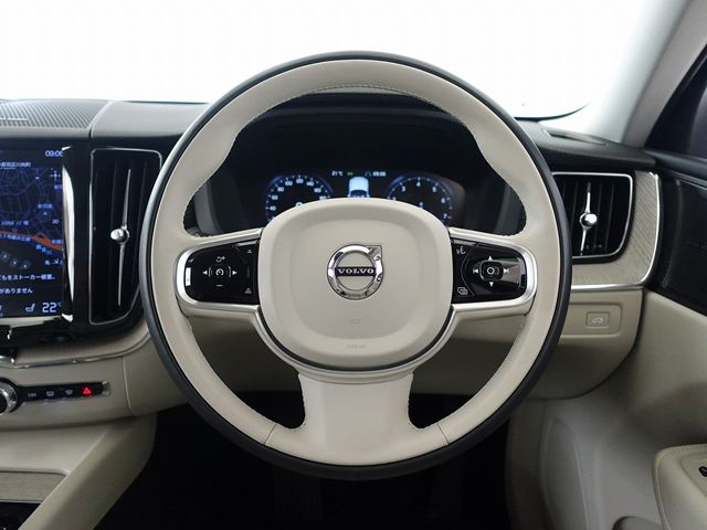 Volvo XC60 2021-07 24201-16