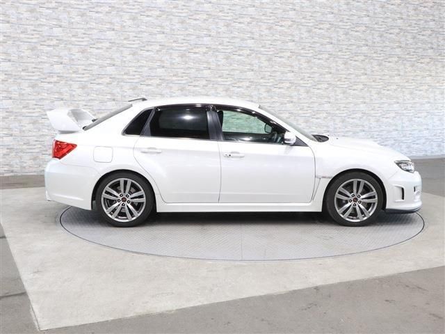 Subaru IMPREZA WRX 2013-04 195156-8