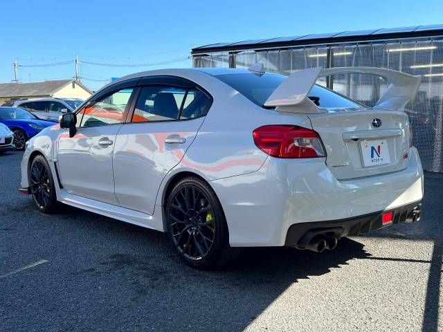 Subaru WRX STI 2018-10 17713-17