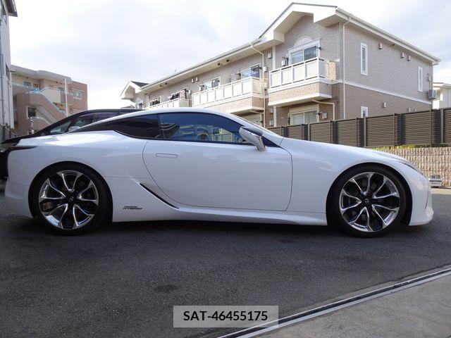 Lexus LC 2018-04 209838-3