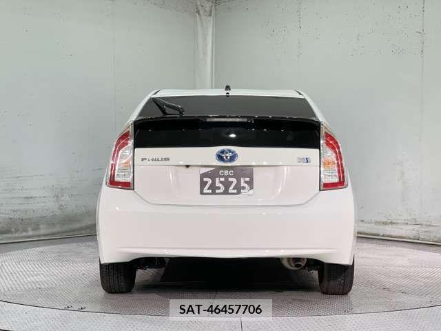 Toyota PRIUS 2014-07 221776-9