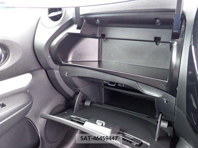 Nissan NOTE 2021-01 372408-14