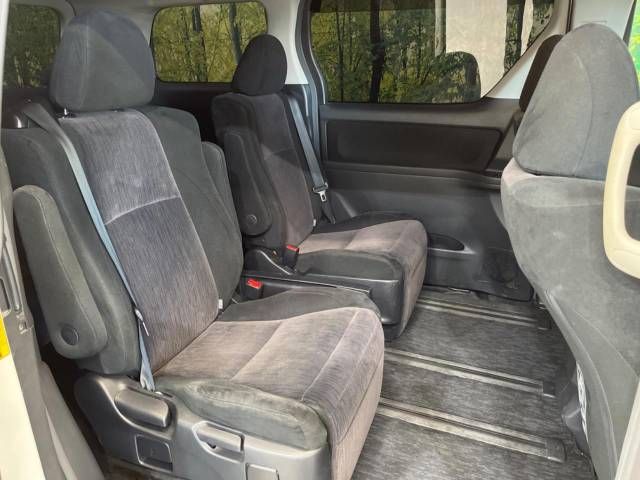 Toyota ALPHARD 2012-06 180710-9
