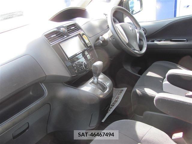 Nissan SERENA 2011-06 203292-1