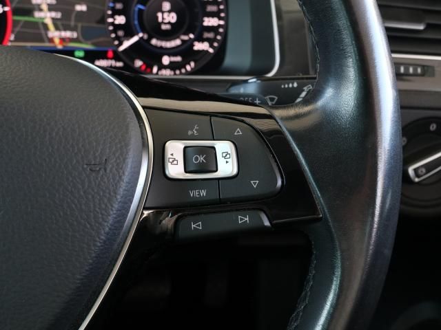 VolksWagen GOLF 2019-09 186488-17