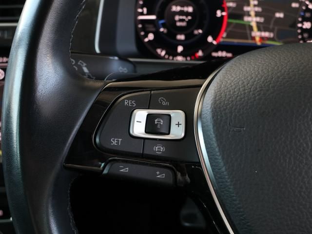 VolksWagen GOLF 2019-09 186488-16