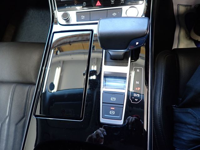 Audi A8 2018-10 16218-19