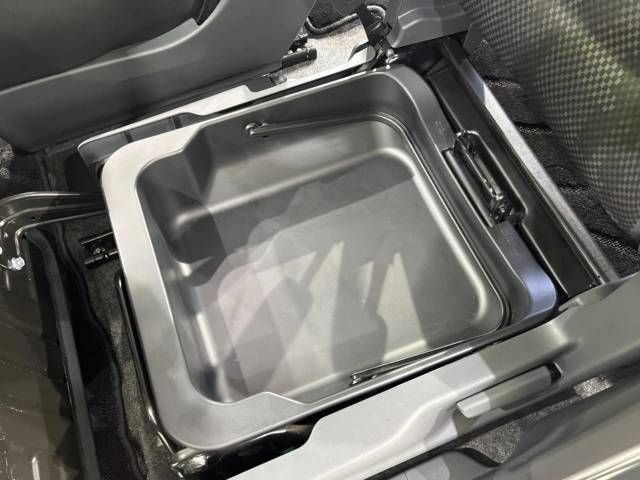 Suzuki HUSTLER 2020-01 184557-5