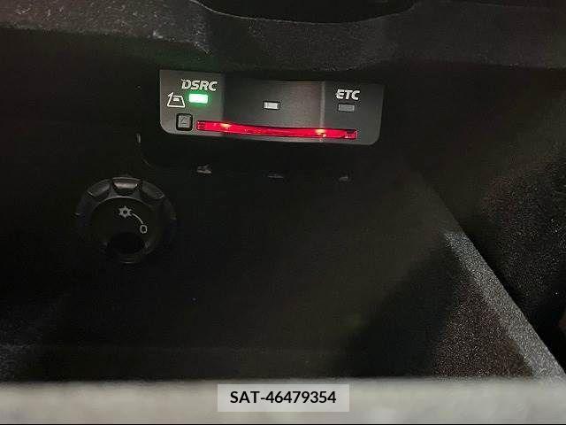 Bentley BENTAYGA 2016-09 377436-11