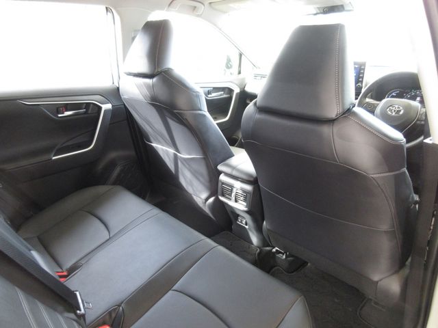 Toyota RAV4 2021-11 26957-8