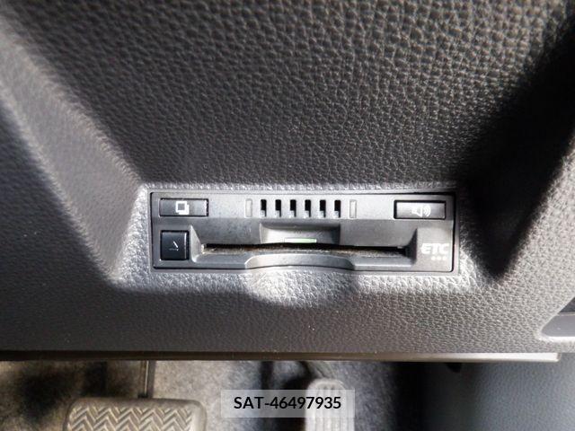 Toyota YARIS 2020-07 201737-19