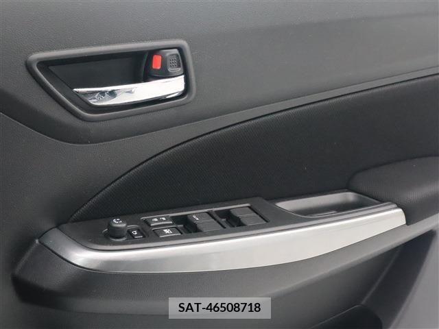 Suzuki SWIFT 2021-04 374180-3