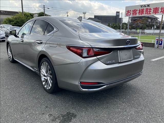 Lexus ES 2018-12 7259-2