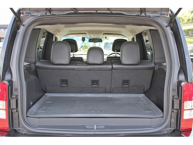 Jeep CHEROKEE 2011-08 183711-12