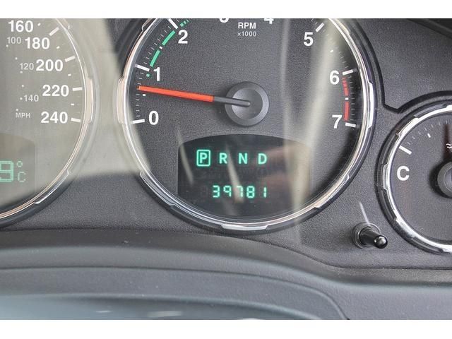 Jeep CHEROKEE 2011-08 183711-2