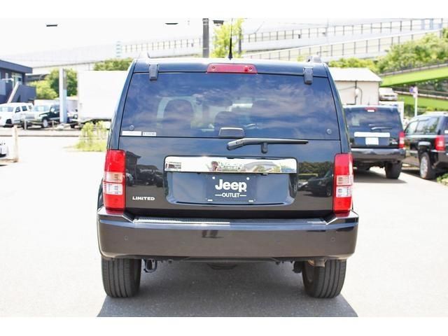 Jeep CHEROKEE 2011-08 183711-16