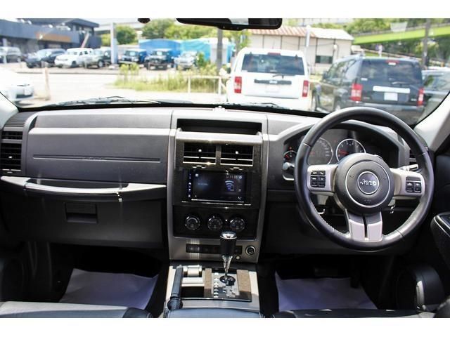 Jeep CHEROKEE 2011-08 183711-1
