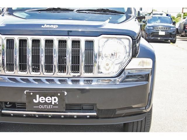Jeep CHEROKEE 2011-08 183711-26