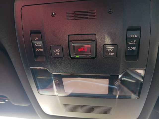 Lexus UX 2019-08 195605-19