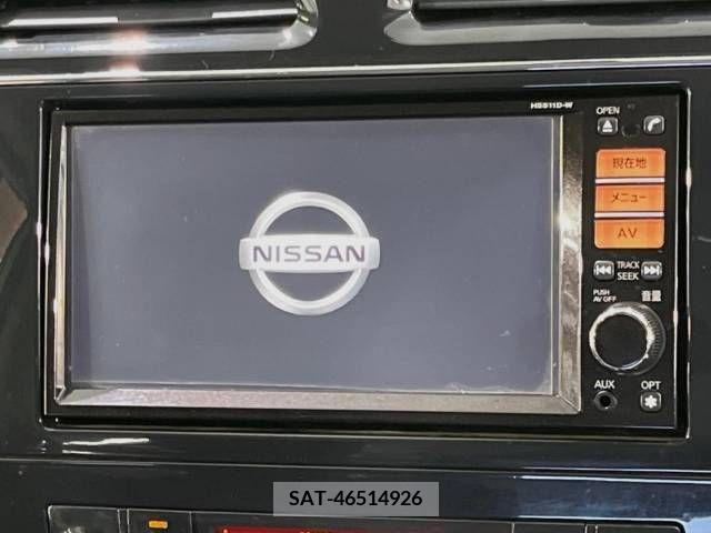 Nissan SERENA 2011-11 367649-2