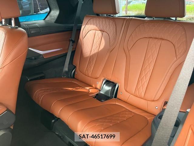 Bmw X7 2021-04 318827-14