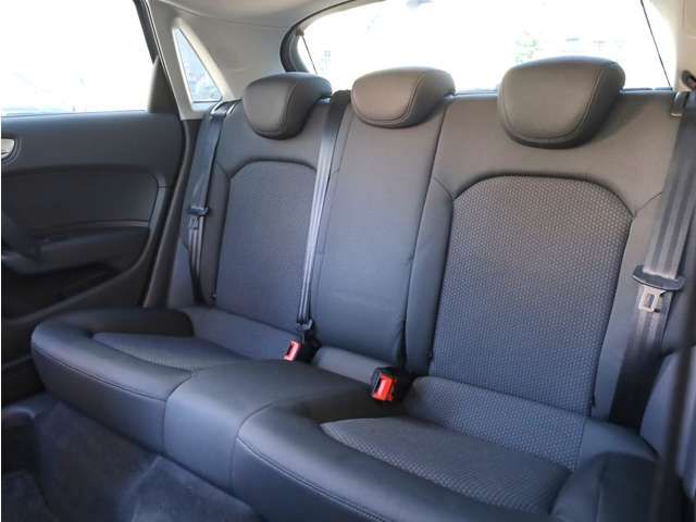 Audi A1 2016-11 16526-7