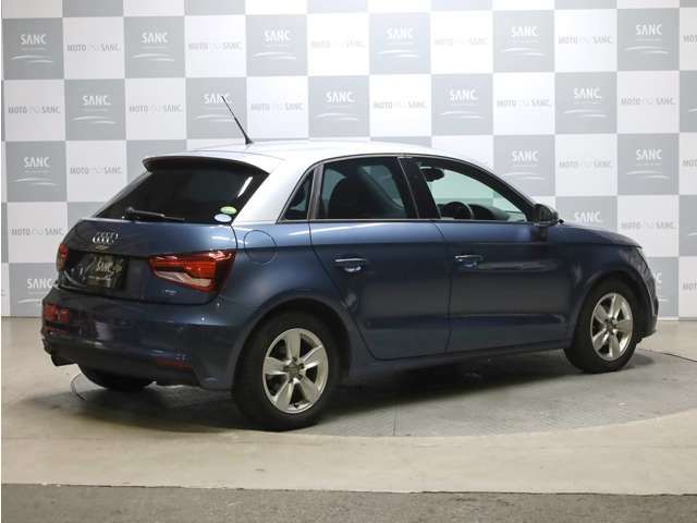 Audi A1 2016-11 16526-16