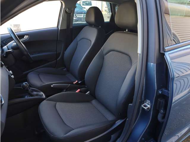 Audi A1 2016-11 16526-6