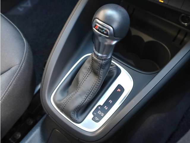 Audi A1 2016-11 16526-3