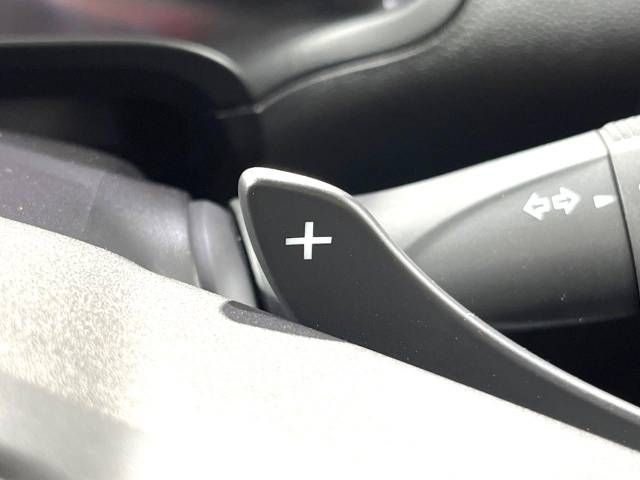 Suzuki SWIFT 2019-08 27073-6