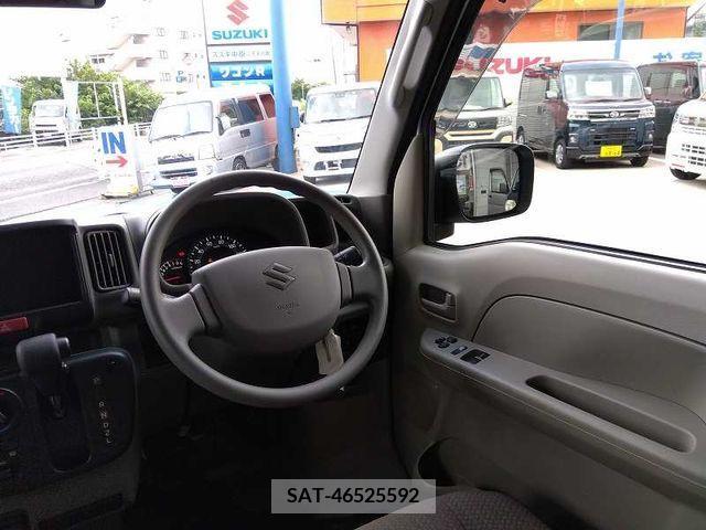 Suzuki EVERY 2023-07 340300-18
