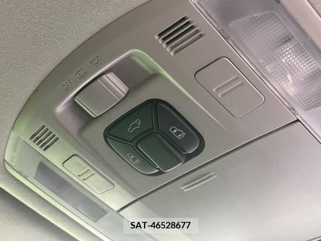 Toyota VELLFIRE 2014-08 287890-3