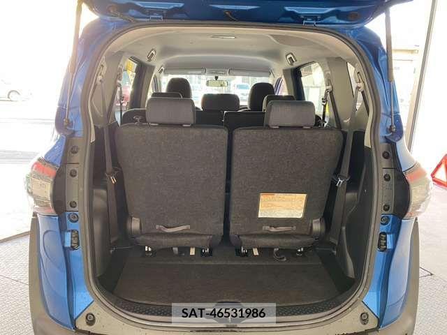 Toyota SIENTA 2015-11 394056-9