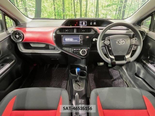 Toyota AQUA 2017-06 292086-1