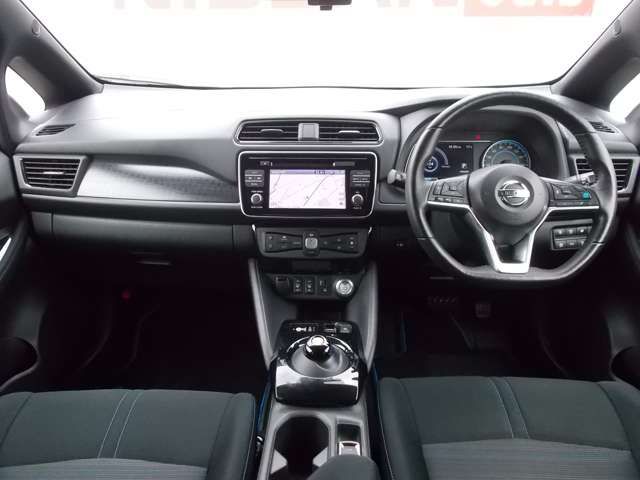 Nissan LEAF 2017-12 11983-2