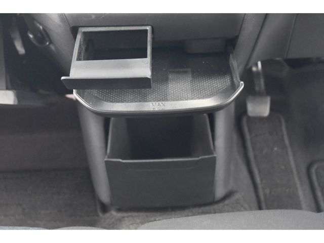 Mitsubishi EK X 2022-04 23136-20