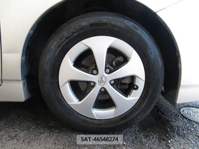 Toyota PRIUS 2012-08 345224-4