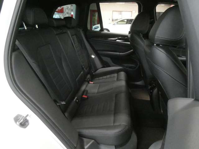 Bmw X3 2019-05 196576-17