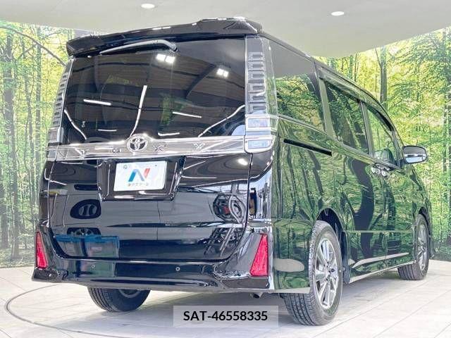 Toyota VOXY 2019-09 331803-18
